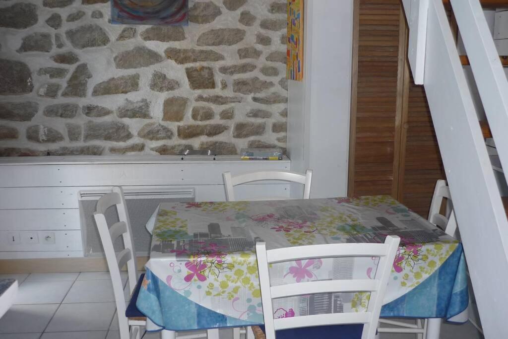 T1 Bis Duplex A 2 Pas De La Plage A Larmor-Plage Apartment Exterior photo